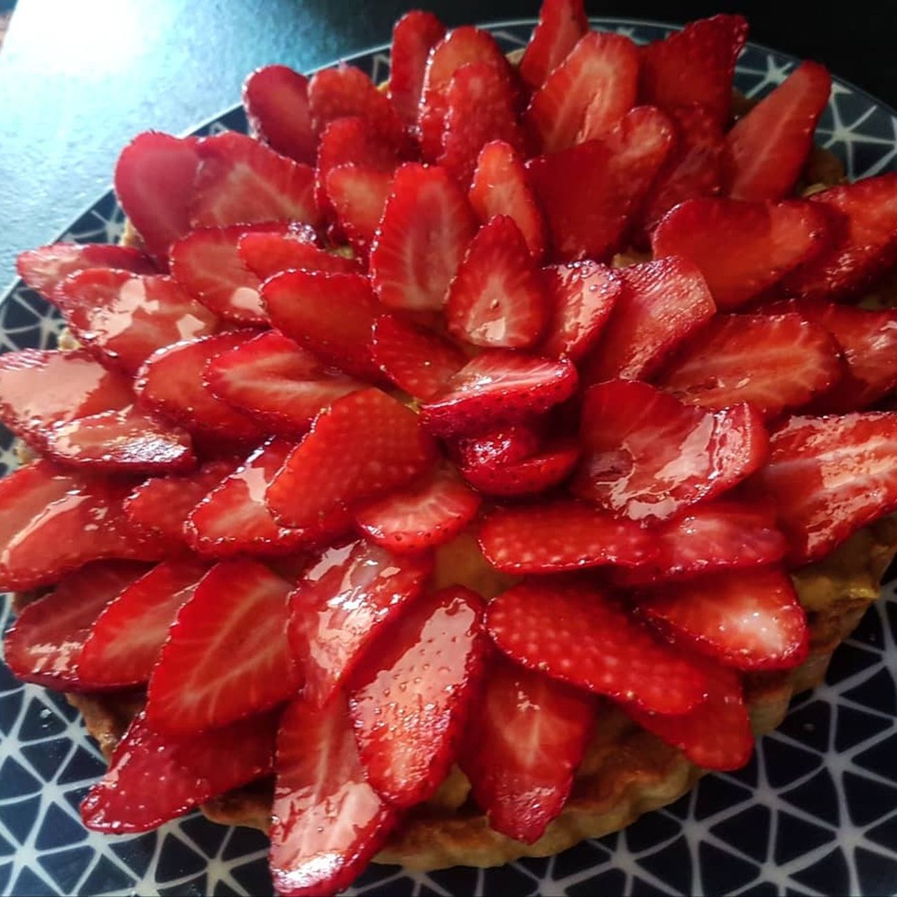 Crostata crema pasticcera e fragole