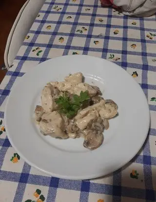 Ricetta Spezzatino cremoso ai funghi di manuela137