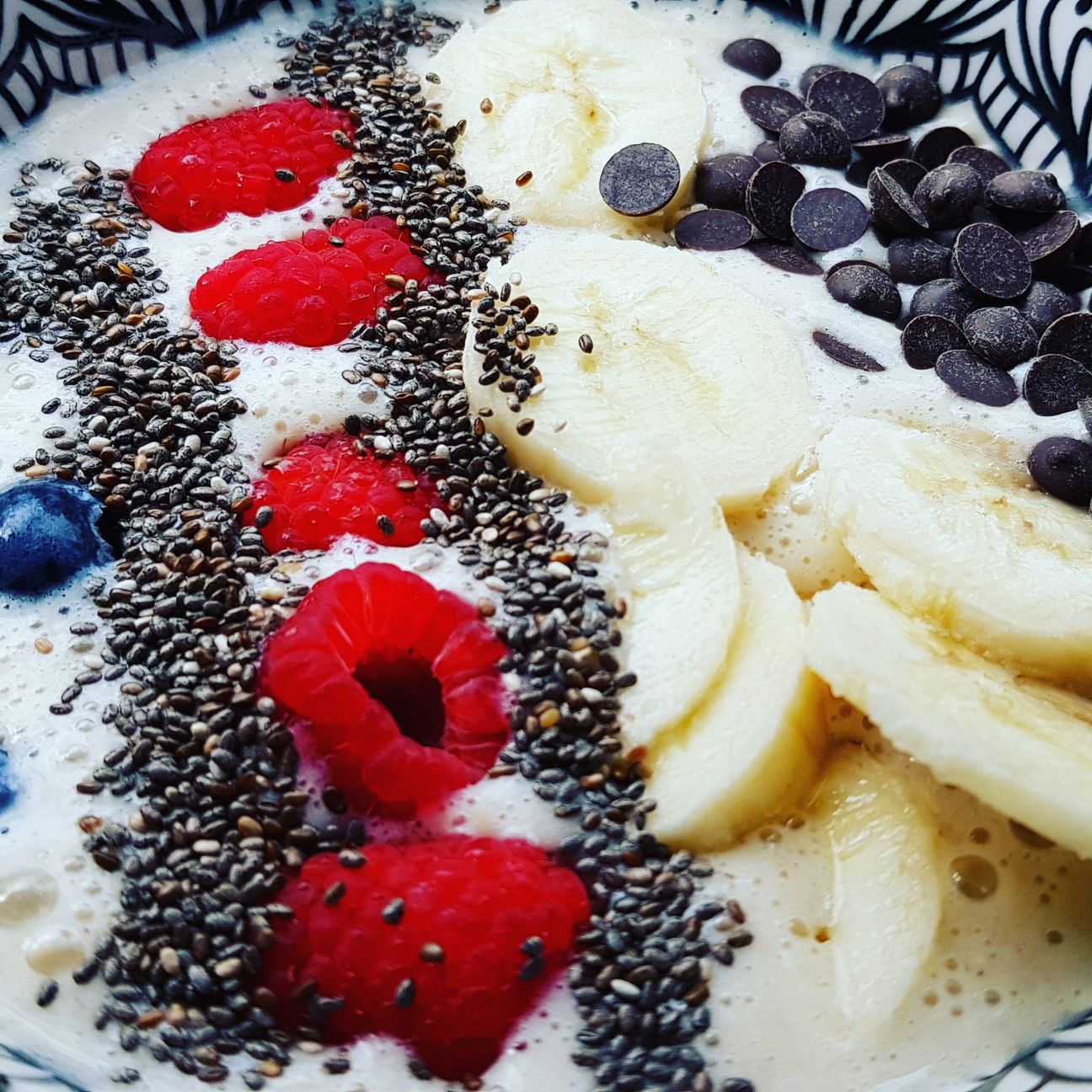 Bowl di frutta fresca