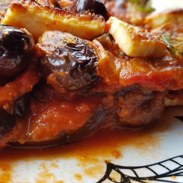 Melanzane al forno pomodoro, olive ,capperi e feta Al.Ta Cucina