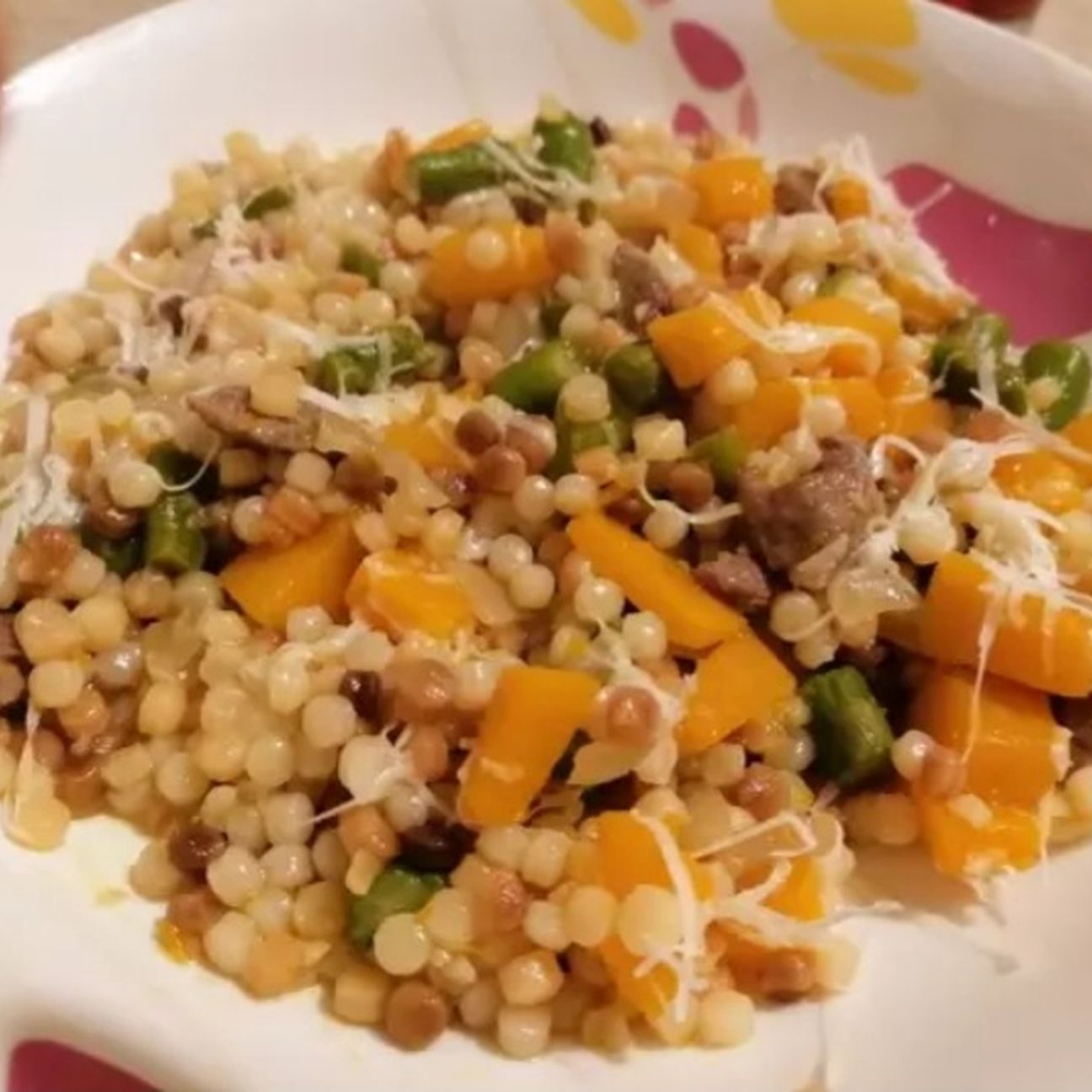 Fregola sarda con zucca e asparagi