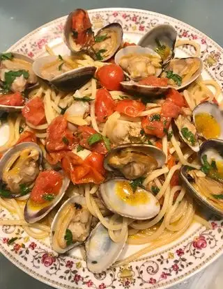 Ricetta Pasta alle vongole e ciliegino di gelfomarco