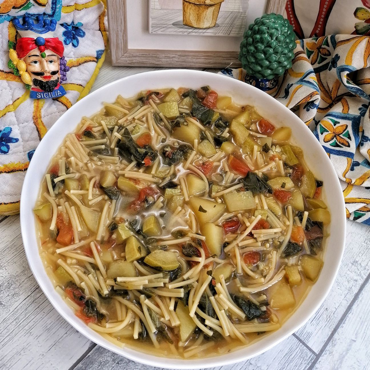 Pasta con i tenerumi alla Siciliana