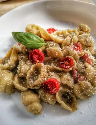 Ricetta Pasta con caviale di melanzane, pomodori confit e cacioricotta di cristinaeffe_