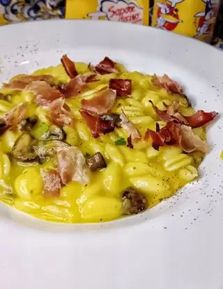 Ricetta Gnocchi crema di patate allo zafferano, funghi e speck croccante di cristinaeffe_