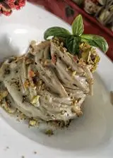 Ricetta Linguine crema di ricotta, carciofi e pistacchi.