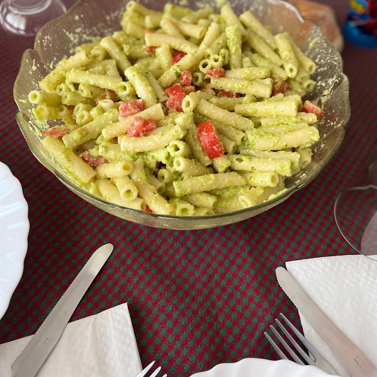 Pasta fredda al pesto di zucchine e pomodorini #coloreintavola