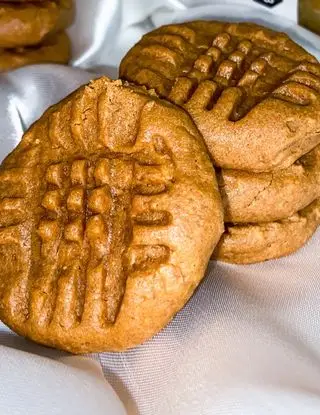 Ricetta Biscotti al burro di arachidi crunchy di Martinasenzaglutine