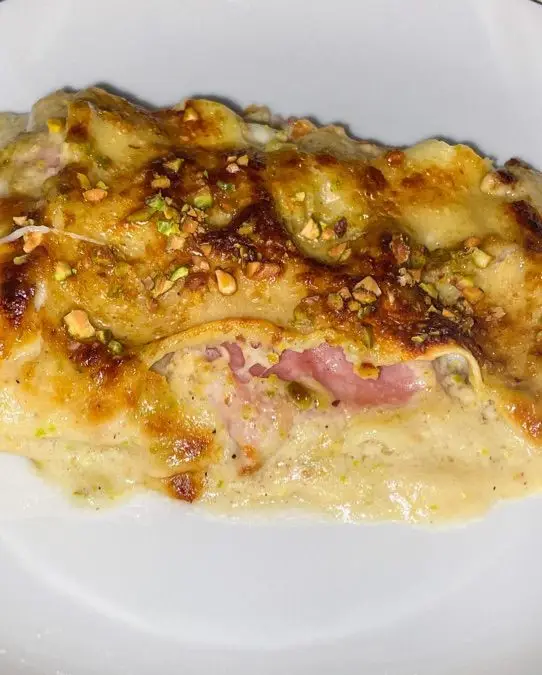 Ricetta Lasagna mortadella e pistacchio 🤤 di Martinasenzaglutine