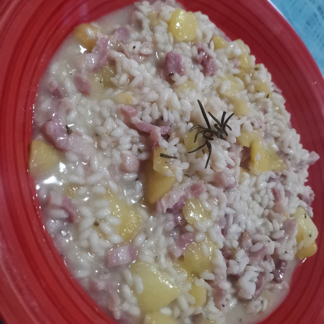 Risotto mele e pancetta