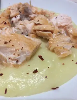 Ricetta Crema di patate e porro e salmone di Lapanciapiena