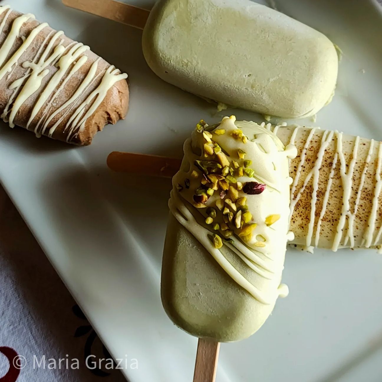 STECCO GELATO PANNA AVOCADO E CAFFÈ