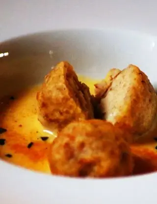 Ricetta Polpette di pane con tuma filante su crema di zucca di diariodeicapriccidiflo