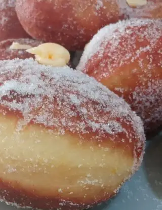 Ricetta Bomboloni alla crema di angela876
