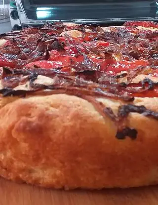 Ricetta Focaccia di patate con peperoni e cipolle rosse di angela876