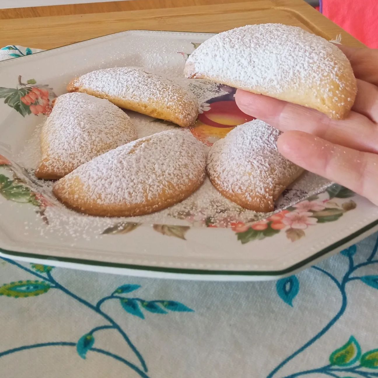 MEZZELUNE DI FROLLA CON MARMELLATA 😋