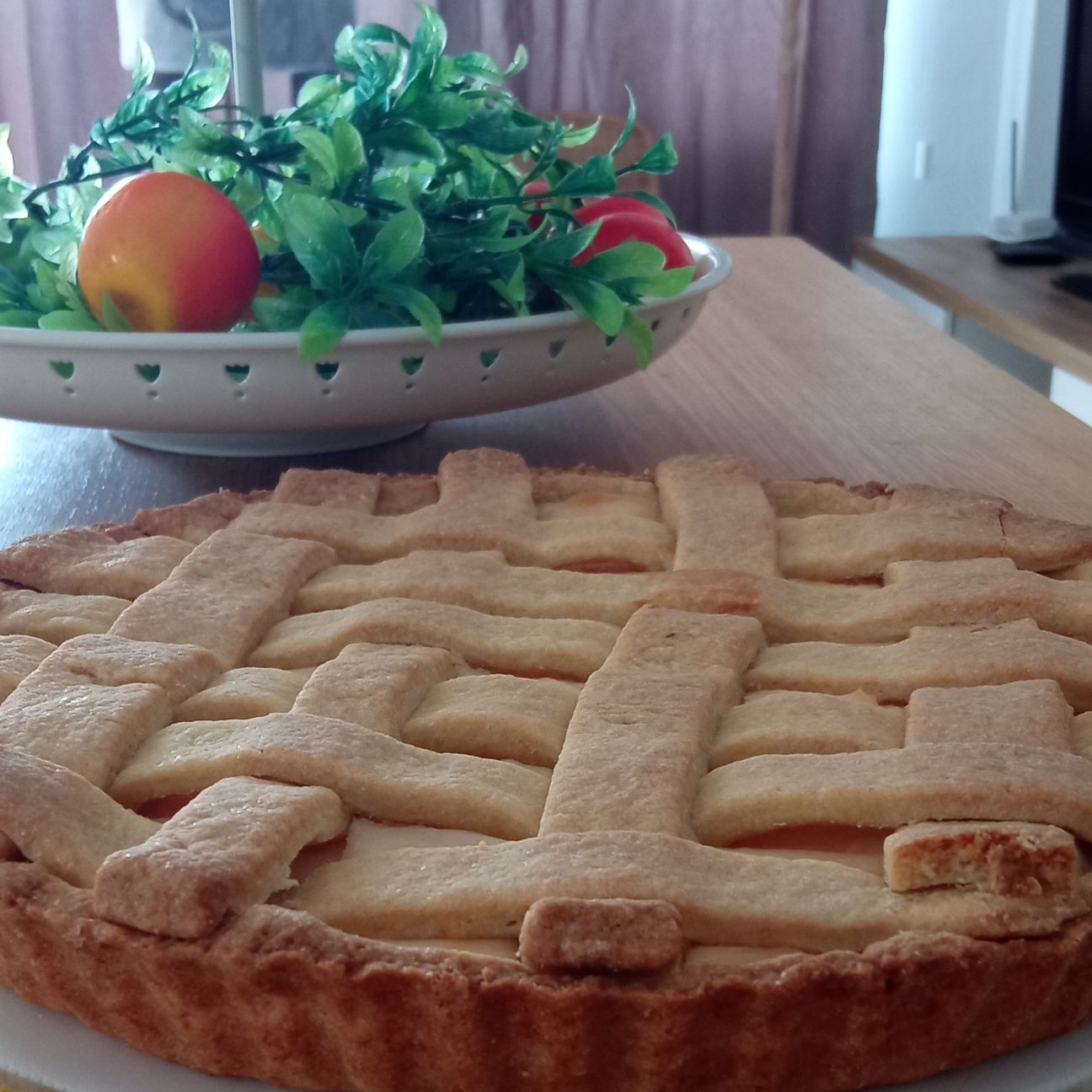 Crostata con ricotta al profumo di alchermes