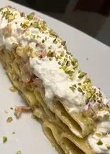 Ricetta Paccheri mortazza burrata e pistacchi