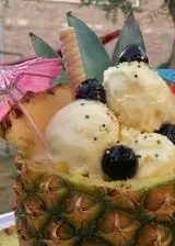 Ricetta Mangia e bevi con gelato all'ananas