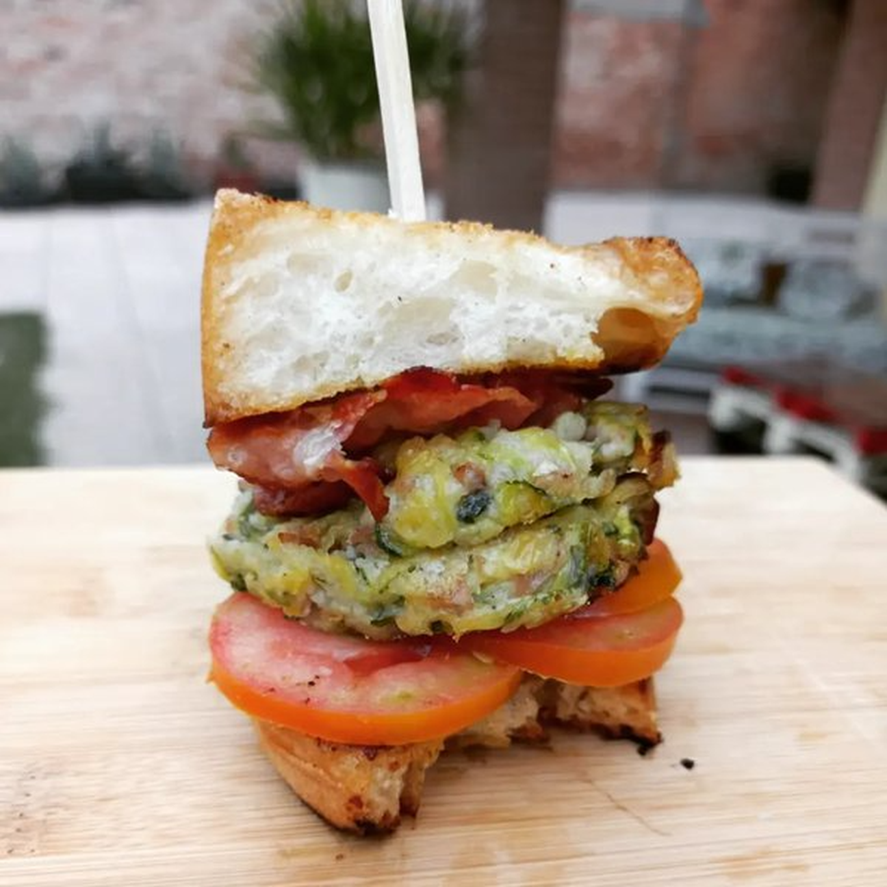 Mini hamburger di zucchine