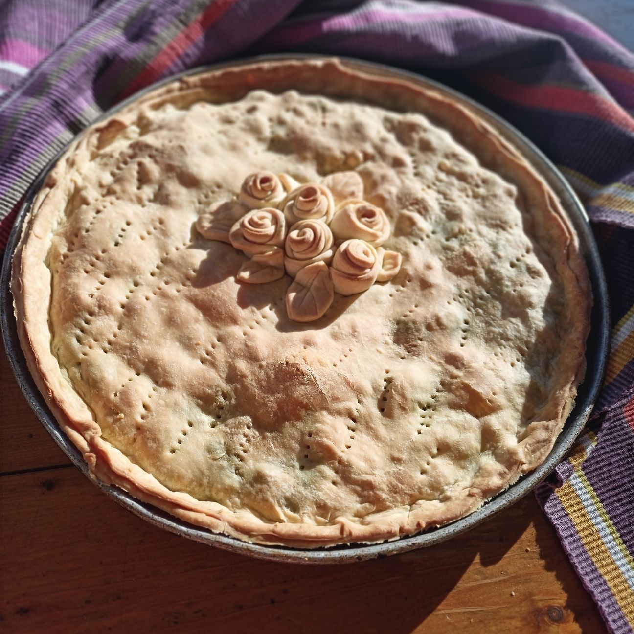 Torta salata ripiena di cime di rape