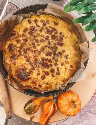 Ricetta Torta rustica zucca, crema di formaggio e salsiccia affumicata di martinizia