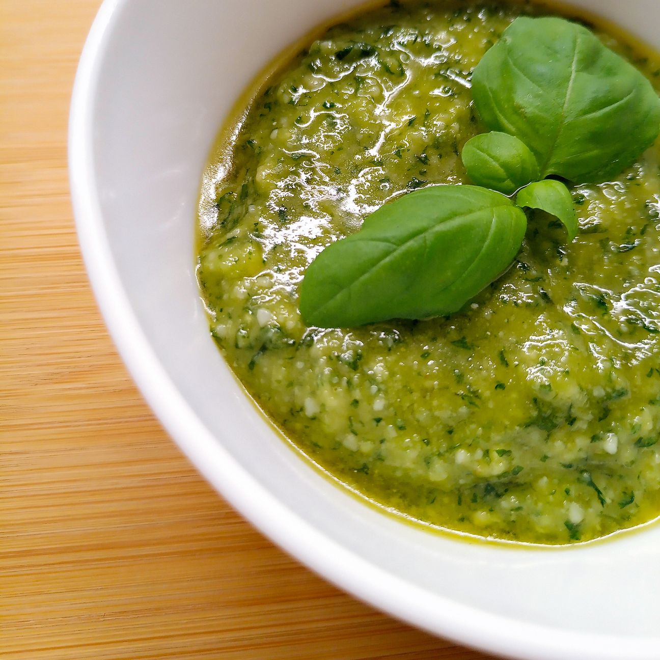 Pesto alla genovese (con mortaio)