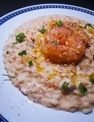 Ricetta Risotto cremoso alla stracciatella con gamberi e nocciole di fioccodisale