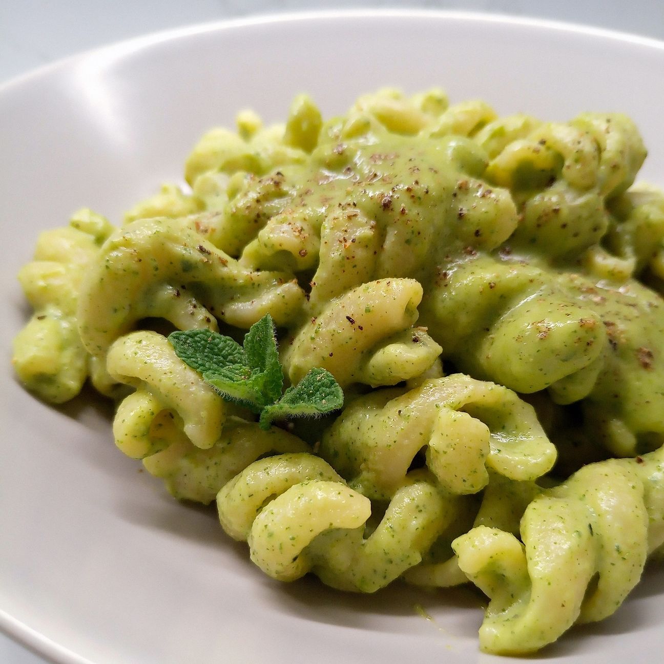Pasta con crema di zucchine e philadelphia