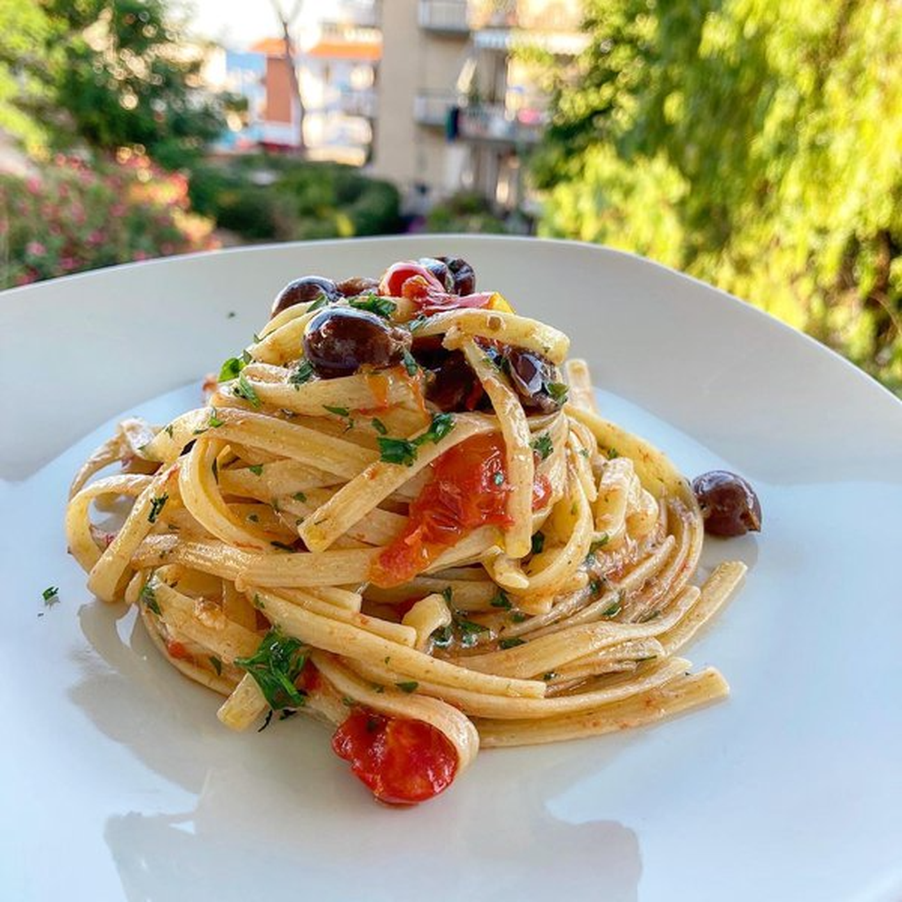 Linguine alla puttanesca