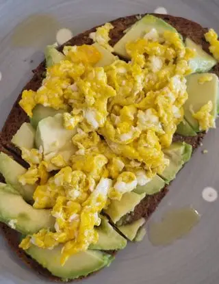 Ricetta Avocado Toast Easy di momcook