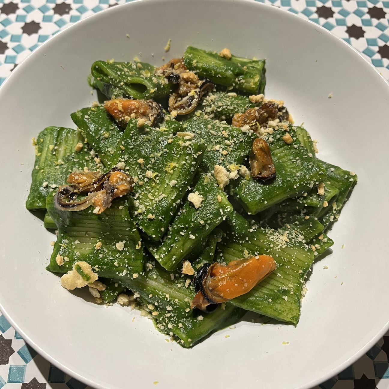 Paccheri, friggitelli e cozze