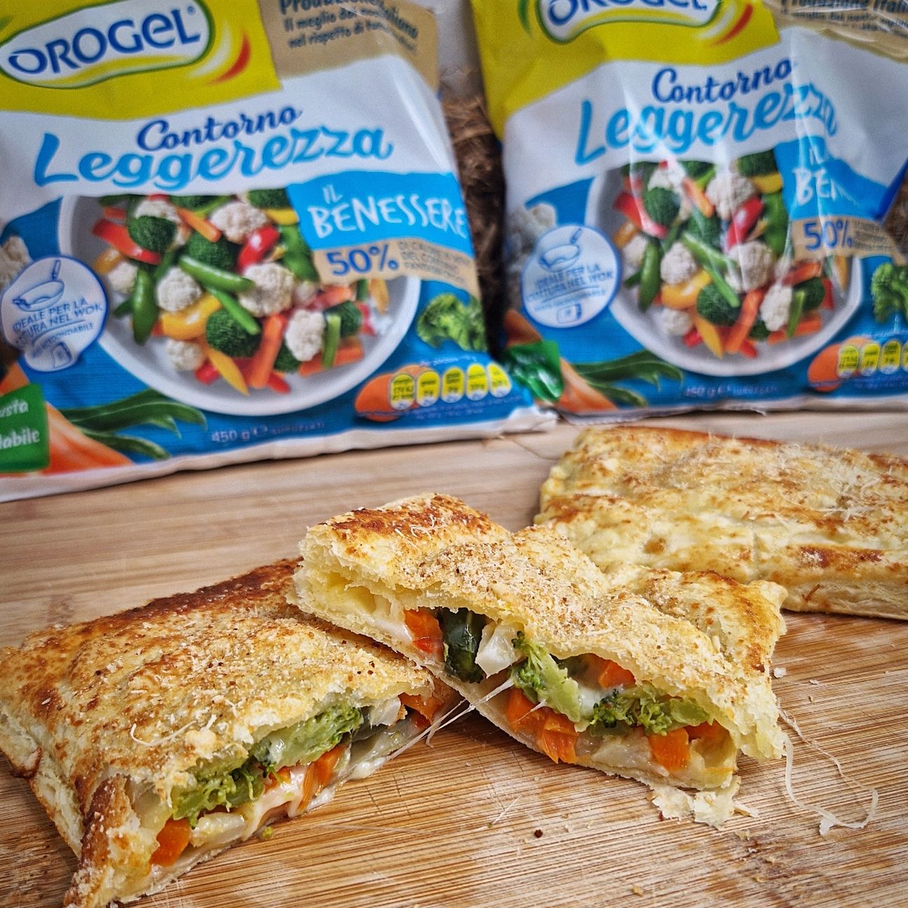 Fagottini di pasta sfoglia ripieni di Contorno Leggerezza Orogel e mozzarella filante