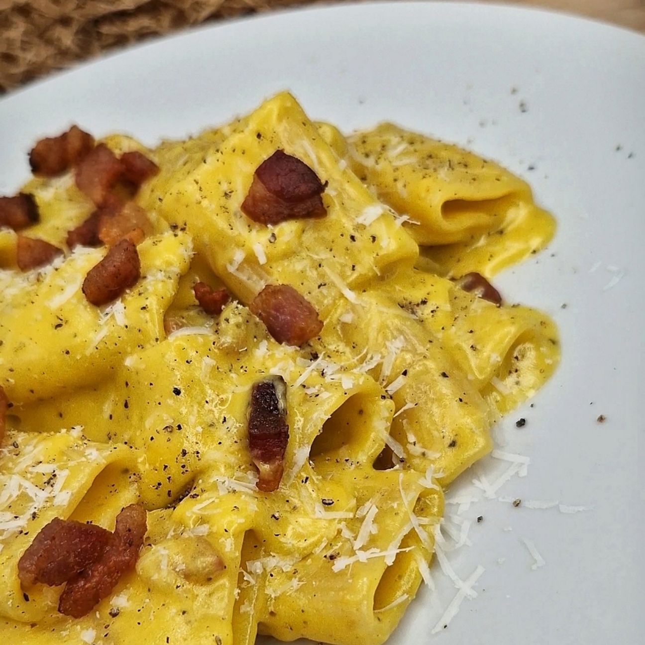 Gigantoni alla carbonara
