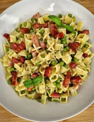 Ricetta Play your pasta risottata con piselli, pancetta, parmigiano e pepe di michele.rosa90