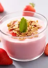 Ricetta Yogurt alla frutta e cereali