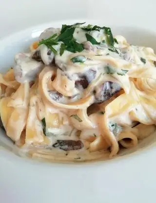 Ricetta Tagliatelle al limone con panna e funghi misti  di La_cucinacreativa