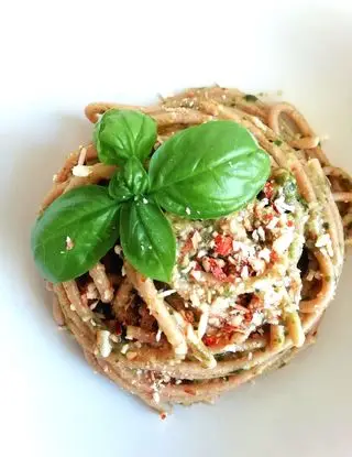 Ricetta Spaghetti integrali di grano monococco con pesto al basilico e mandorle tostate  di La_cucinacreativa