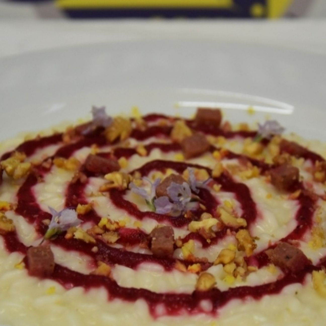 Risotto ciuscolo Igp, noci, varnelli, crema di rapa rossa e limone