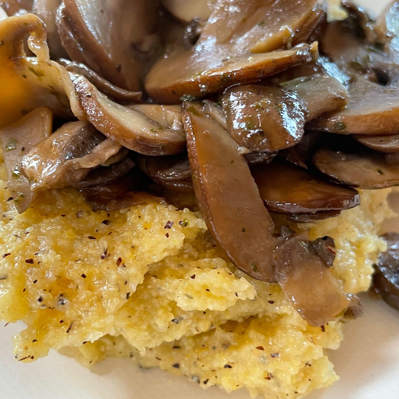 Polenta taragna con funghi