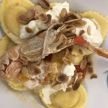 Ricetta Ravioli ai crostacei con fonduta di Certosa