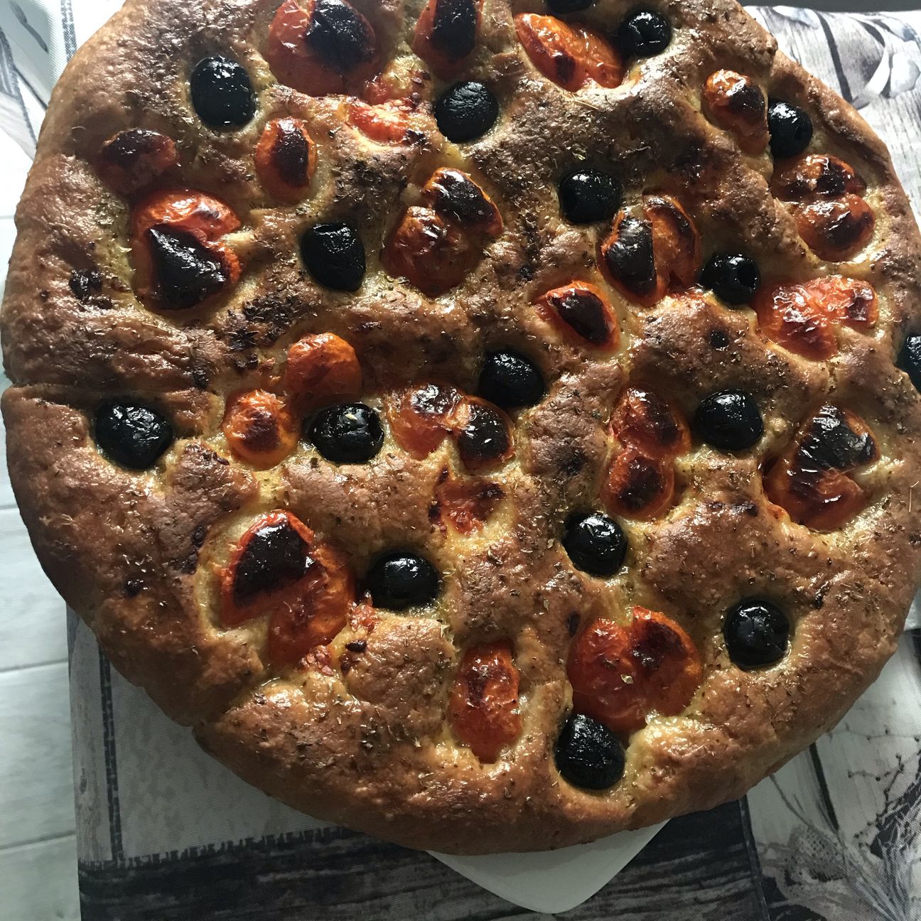 Focaccia pugliese