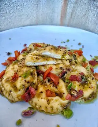 Ricetta Medaglioni al pesto di pistacchio pancetta croccante di Pranz.0cena