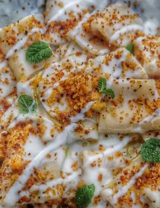 Ricetta Paccheri con cavolfiore, crema di pecorino e mollica alla nduja di Pranz.0cena