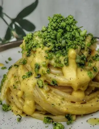 Ricetta SPAGHETTONE CON POMODORINI GIALLI, RICOTTA E PECORINO AL BASILICO di Pranz.0cena