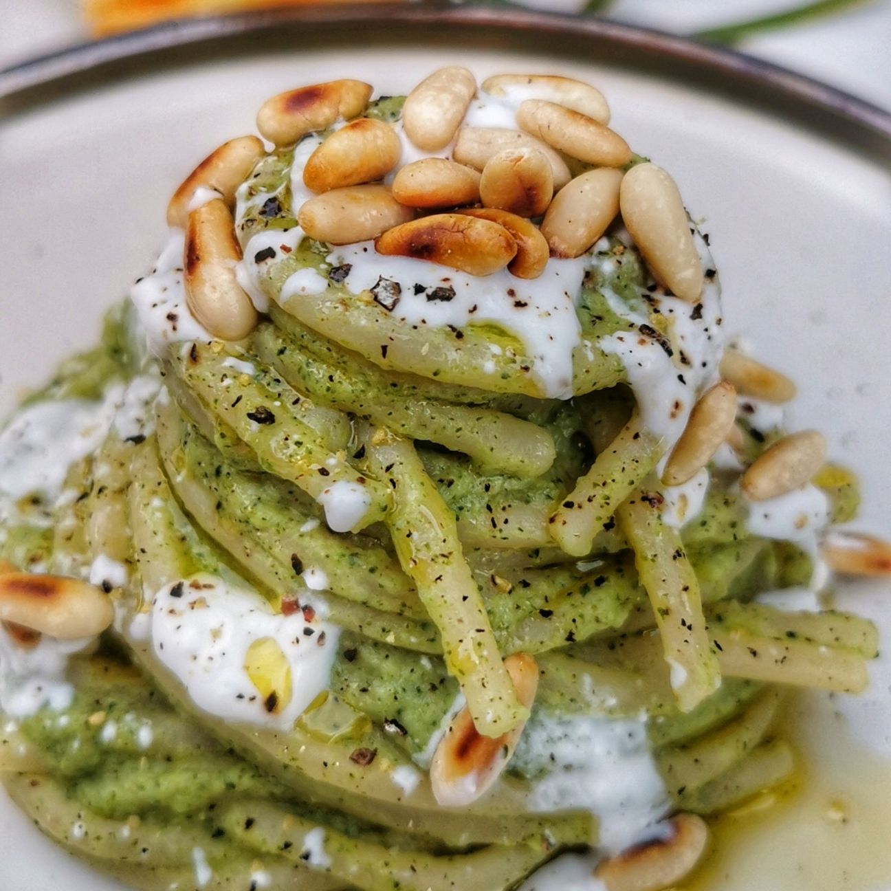 CHITARRA CON BROCCOLI, RICOTTA E PINOLI