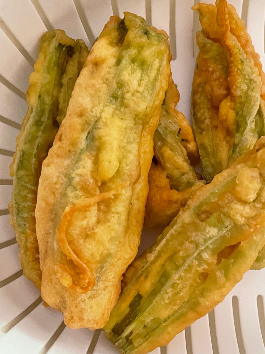 Fiori di zucca in pastella