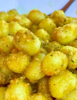 Ricetta Chicche di patate con pesto ai fiori di zucca di i_love_casa_mia