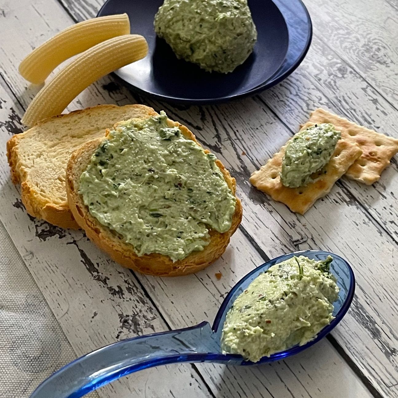 Pesto di rucola e ricotta