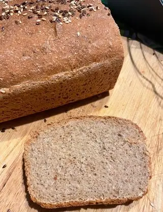 Ricetta Pan bauletto ai cereali con olio e miele di i_love_casa_mia